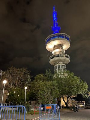 Ο πύργος του ΟΤΕ της Θεσσαλονίκης τη νύχτα